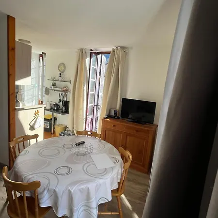 Les Balcons De L'oriege شقة